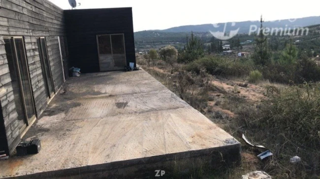 Parcela con Casa en Condominio Piedra del Sol