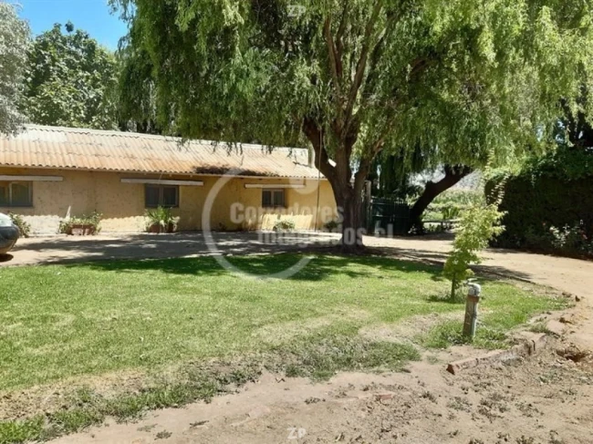 Parcela con 7 hectáreas y una casa