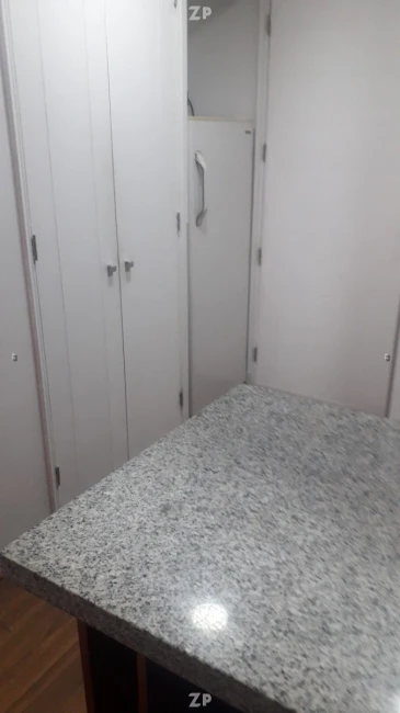 Hermoso departamento en esquina Ejercito