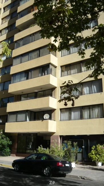 Arriendo Depto.402 + Bodega, calle Marcoleta 444