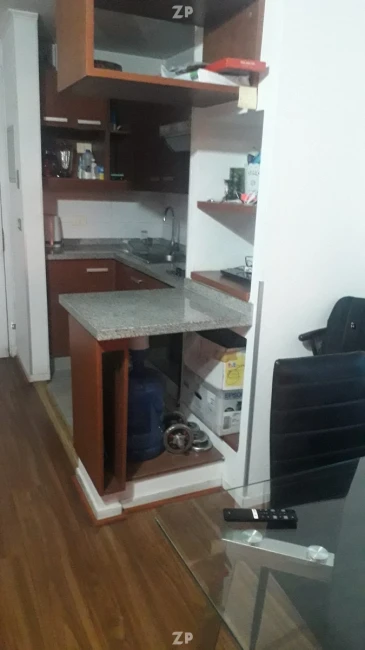 Hermoso departamento en esquina Ejercito