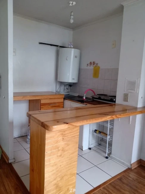 Se  Arrienda departamento Metro Cumming