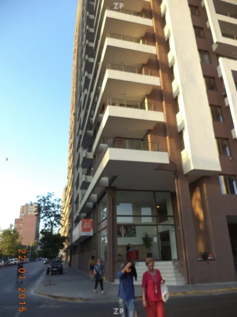 Departamento metro Irarrázaval 