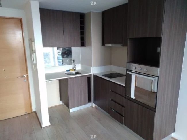 Depto. 1 dorm. + estac. En tercer piso