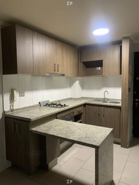 EXCELENTE DEPARTAMENTO, Av. Ecuador