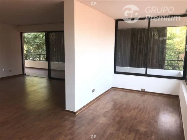  Arriendo departamento en Holanda de 165 m2