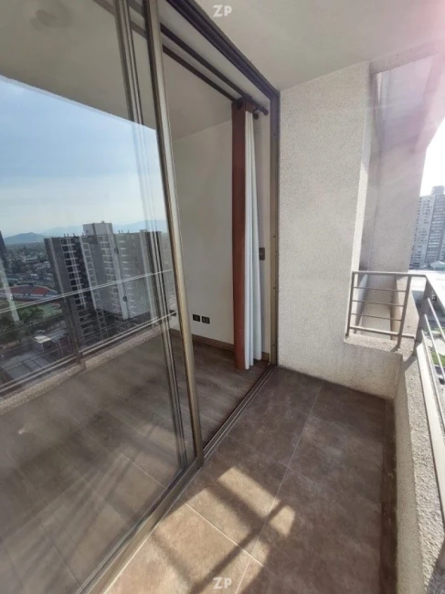 DEPTO EN ARRIENDO CON VISTA DESPEJADA
