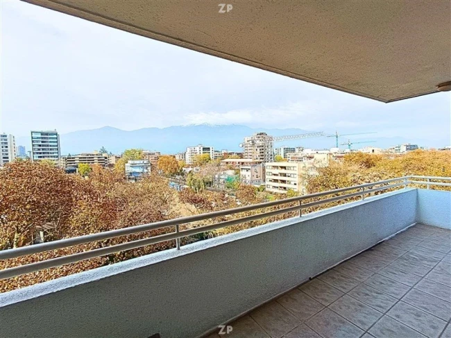 Epartamento remodelado con vista Oriente