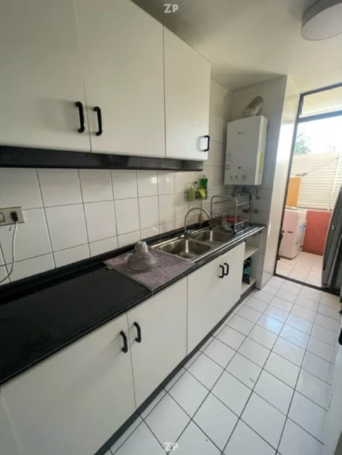 Depto. de 2dorm + 2baños + estacionamiento techado