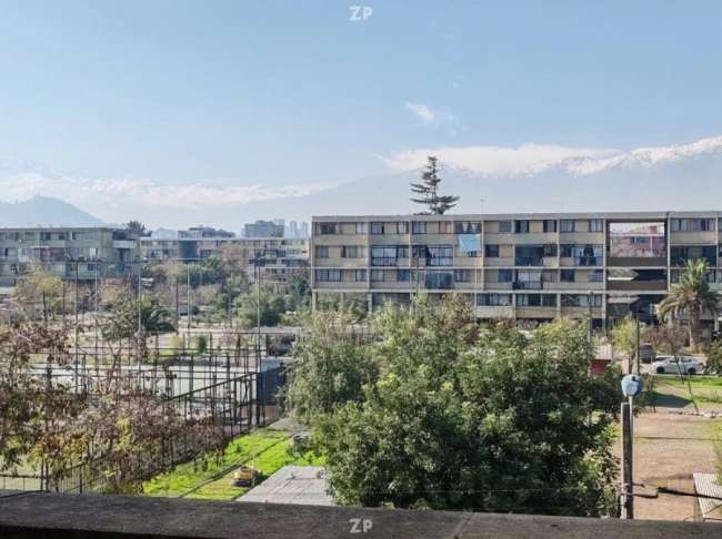 Amplio y hermoso departamento en villa Portales.