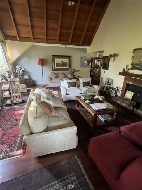 Excelente departamento dúplex en pleno corazón