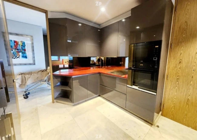 Gran azotea con vista completamente despejada