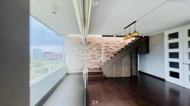 Hermoso depto duplex con vista al Parque Arauco