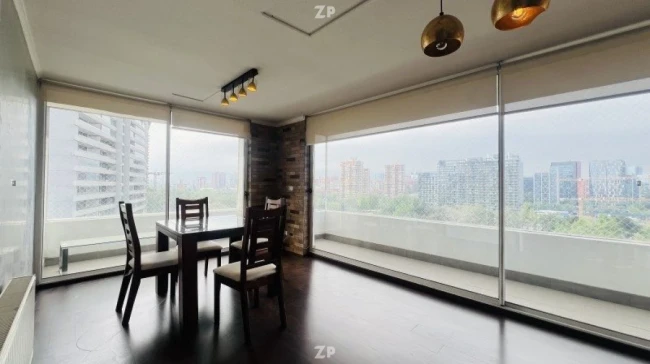 Hermoso depto duplex con vista al Parque Arauco
