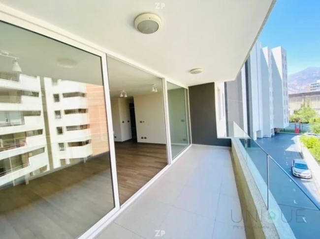 Departamento, semi nuevo, cómodo y amplio espacios