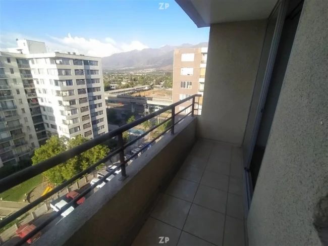 Departamento en arriendo, a pasos de la estacion
