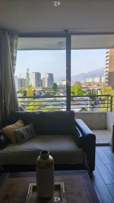 Departamento y bodega,cocina y logia independiente
