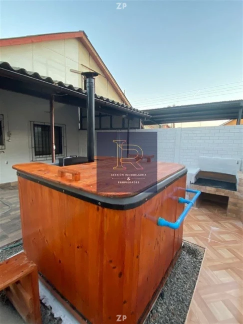 Se arrienda casa ubicada en la tranquila Villa los Escritores