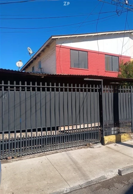 Casa en venta ubicada sector de Villa Paraíso