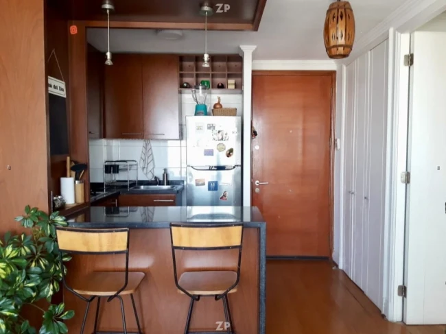 2D, 2B, Estacionamiento y Bodega. Piso 15, vista despejada. Excelente Ubicación