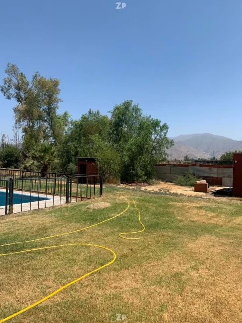 Terreno 15.000 m2 con luz, pozo de agua inscrito. Lo Echevers/Noviciado