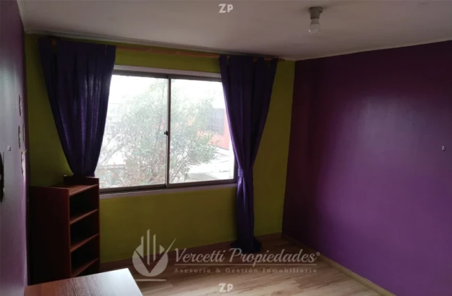 Se vende hermosa casa a sólo pasos del metro