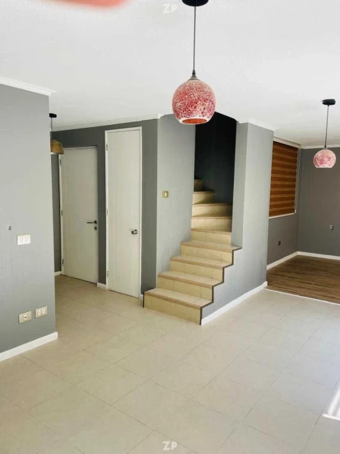 Se vende hermosa casa en el condominio Travesia del Desierto, Calama