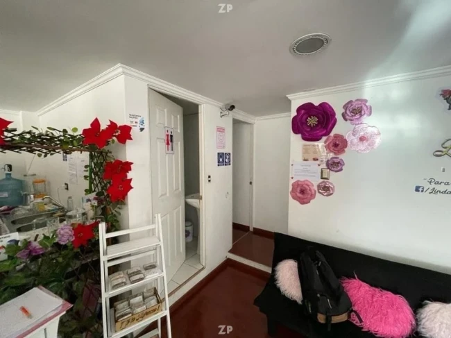 Se vende Amplia y cómoda casa de dos pisos