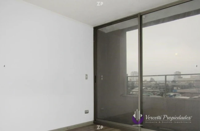 Hermoso departamento en condominio cercano a metro