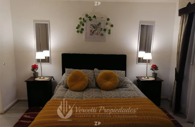 Hermoso departamento en condominio cercano a metro