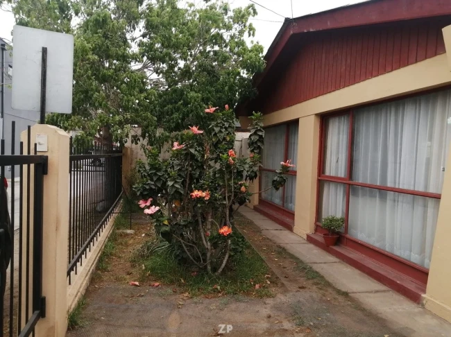 Se vende Casa habitación de un piso (100 mts2.), año 1981