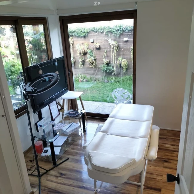 Se vende Hermoso chalet recién remodelado en el corazón del barrio San Joaquín