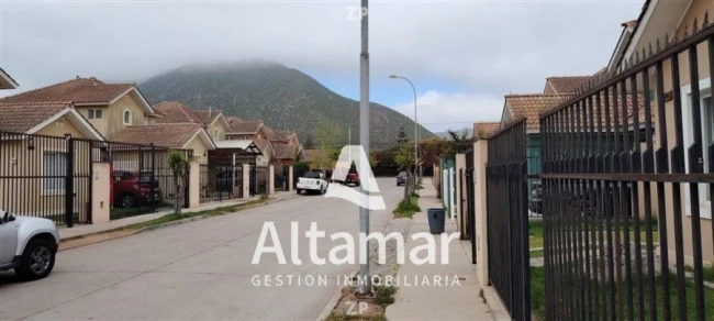 Se vende esta encantadora casa en el sector de Serena Oriente