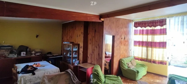 Se vende la casa a puerta cerrada, a una cuadra de la Iglesia de Piedras