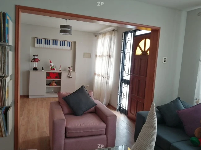VENDO casa habitación en sector residencial Peñuelas