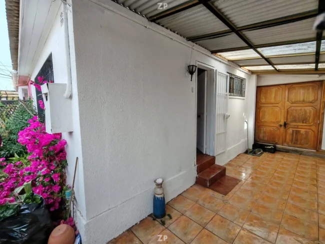 Se vende casa en viña del mar, sector gómez carreño.