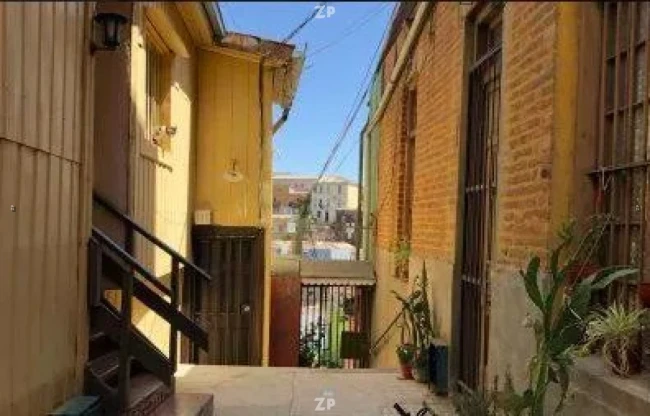 GRAN PROPIEDAD EN VENTA – CERRO CUMMING, VALPARAÍSO