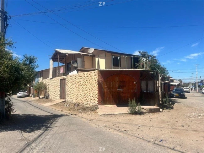 Se vende Casa de un piso ubicada en Población Ariztía II