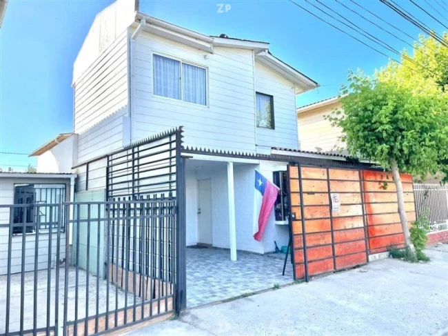 Se vende hermosa casa Quillota. Muy buen sector, a pasos de avenida Valparaiso