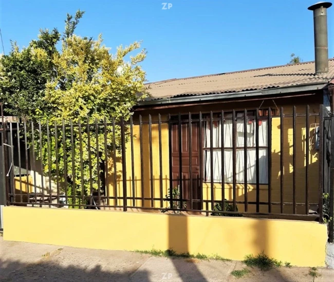 En venta casa de un piso la cual cuenta con un amplio living