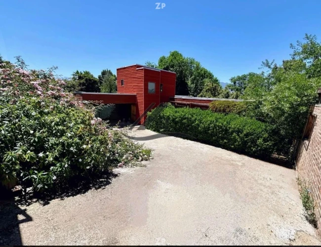 Se vende hermosa Casa en parcela de 2.400 m con una sólida casa de 150 m 