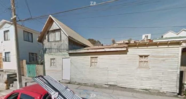 En venta terreno de 214 mt2 con casa de madera para reconstruir,