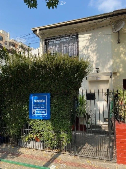 En Venta Casa sólida de 2 pisos Ubicación Calle Gorbea 2012