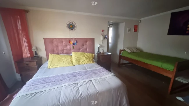 Se vende casa con amplio terreno en sector Villa Brasilia
