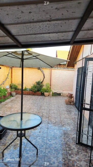 Se vende Amplia casa 4 dormitorios en La Florida – excelente ubicación y plusva