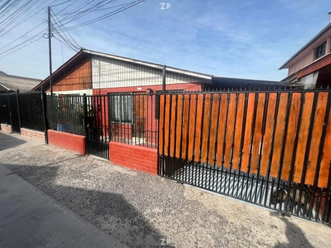 Se Vende Casa en Villa Pehuén, Maipú.