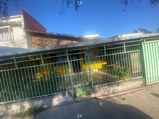 SE VENDE Casa habitación de dos pisos, ciudad de Santiago
