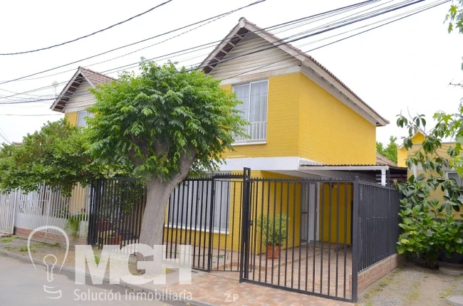 En venta casa acogedora, funcional y en una ubicación privilegiada!