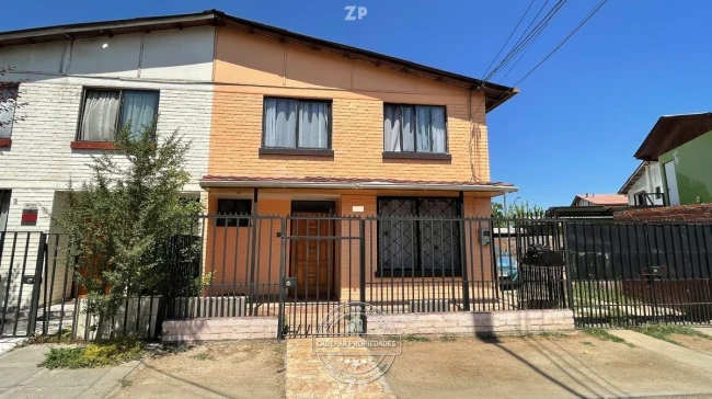 ¡En Venta Hermosa Casa de Dos Pisos en Venta en La Florida!