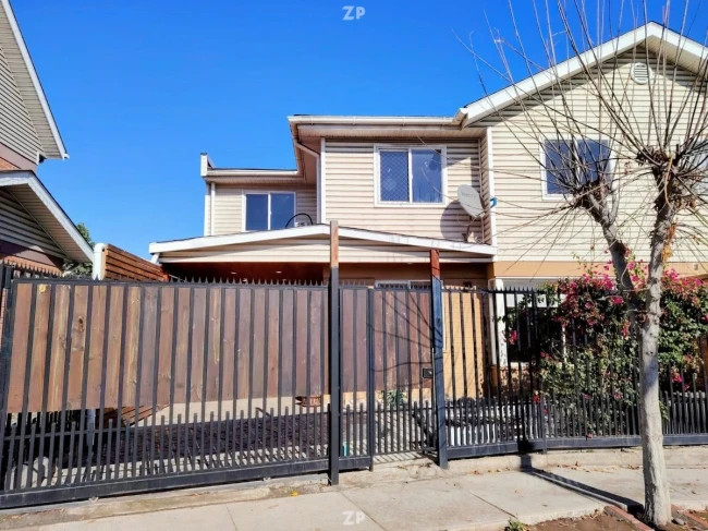 Se Vende hermosa casa ampliada de 2 pisos en la comuna de Puente Alto,